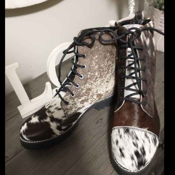 Myra Boots - Picture 1 of 8